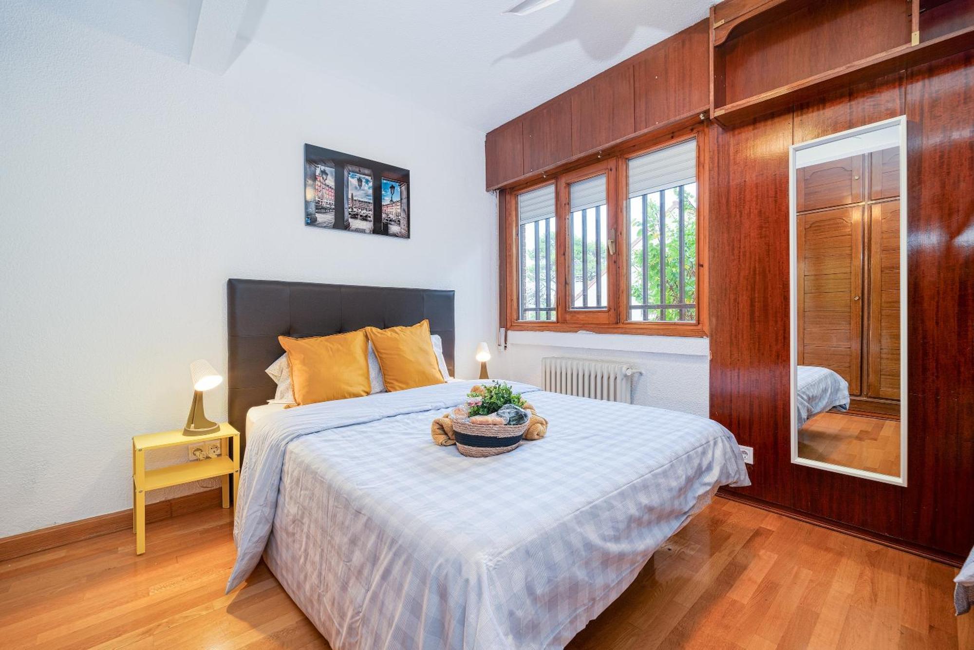 P Casacafe Madrid Calle Carlos Dubois 3 Dış mekan fotoğraf