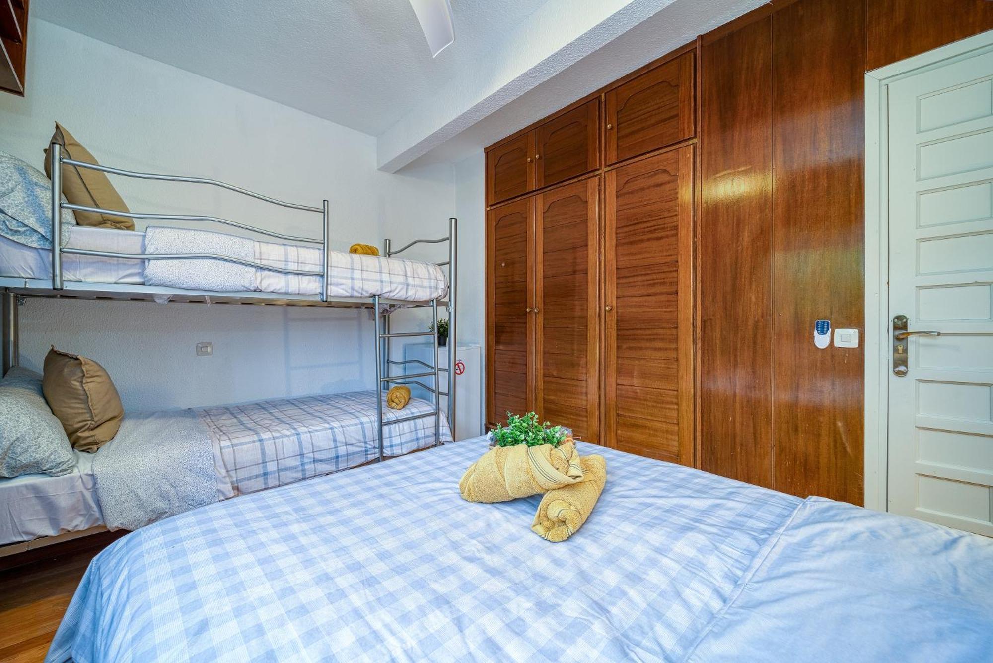P Casacafe Madrid Calle Carlos Dubois 3 Dış mekan fotoğraf
