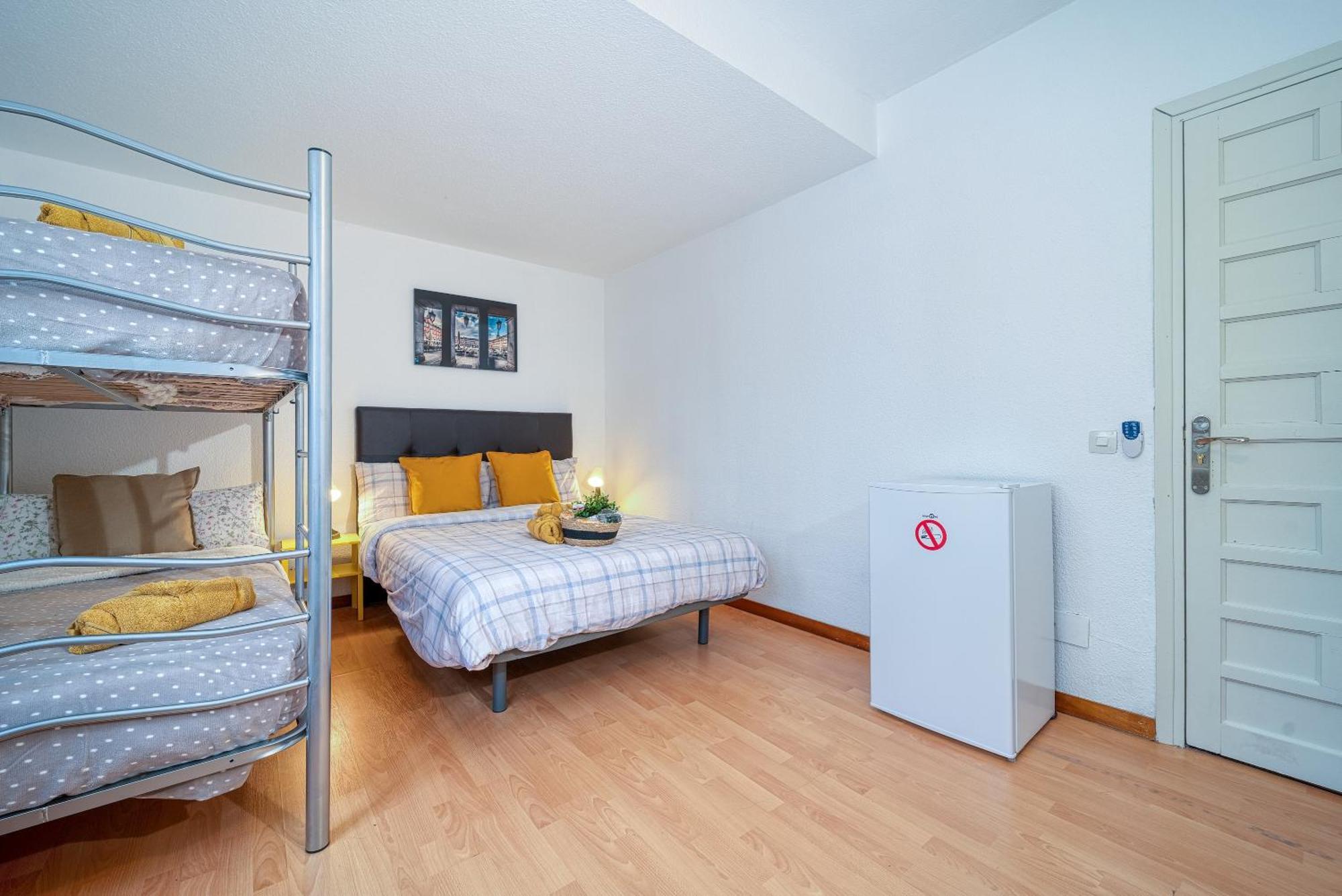 P Casacafe Madrid Calle Carlos Dubois 3 Dış mekan fotoğraf