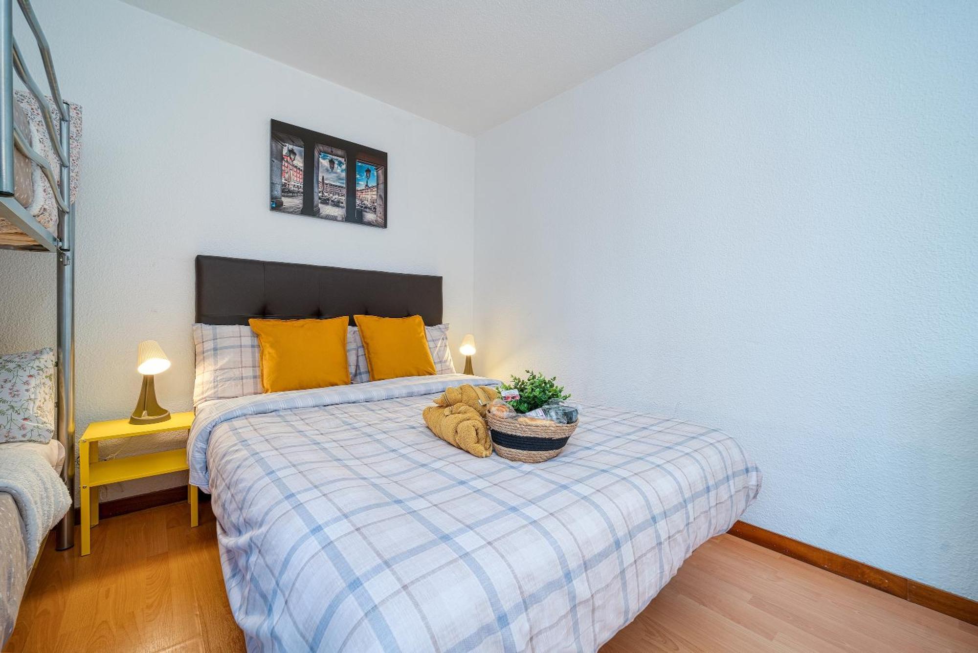 P Casacafe Madrid Calle Carlos Dubois 3 Dış mekan fotoğraf