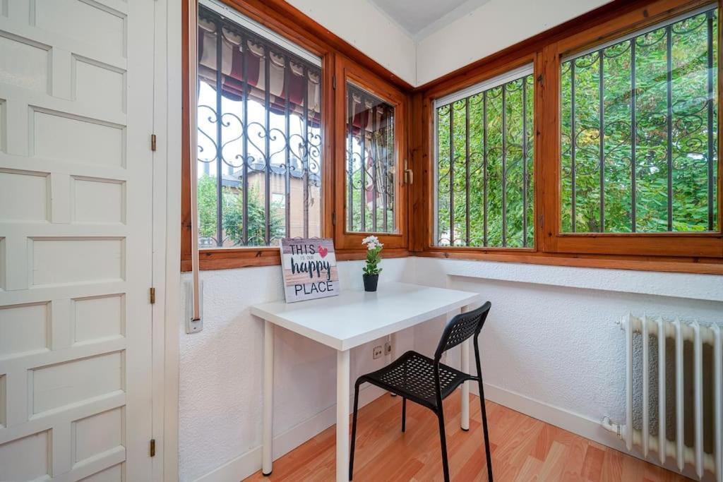 P Casacafe Madrid Calle Carlos Dubois 3 Dış mekan fotoğraf
