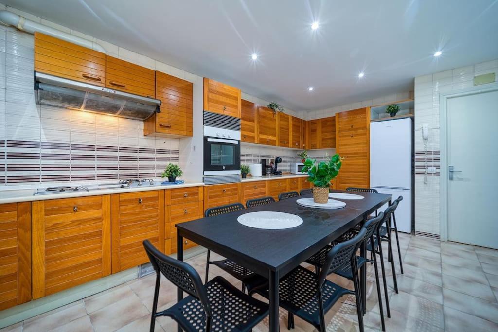 P Casacafe Madrid Calle Carlos Dubois 3 Dış mekan fotoğraf