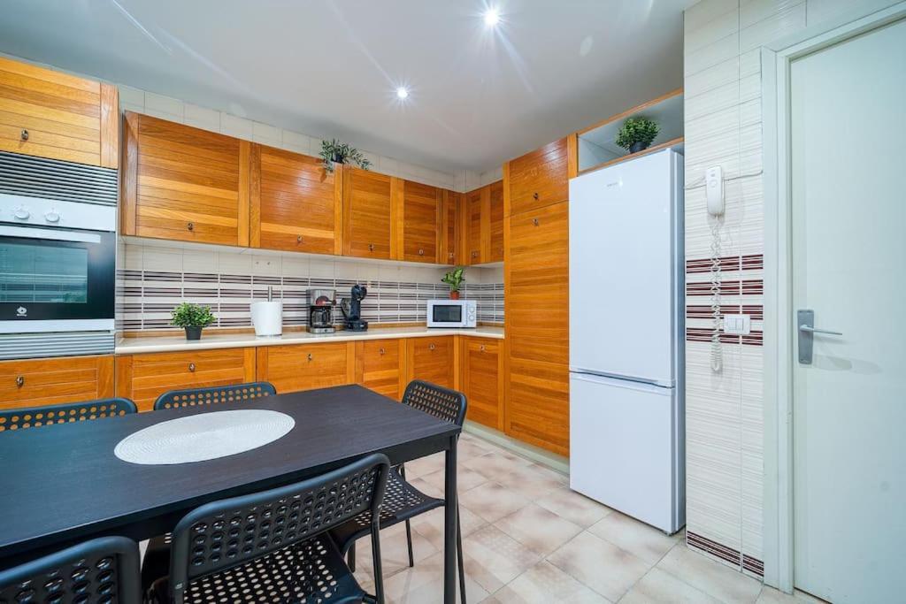 P Casacafe Madrid Calle Carlos Dubois 3 Dış mekan fotoğraf